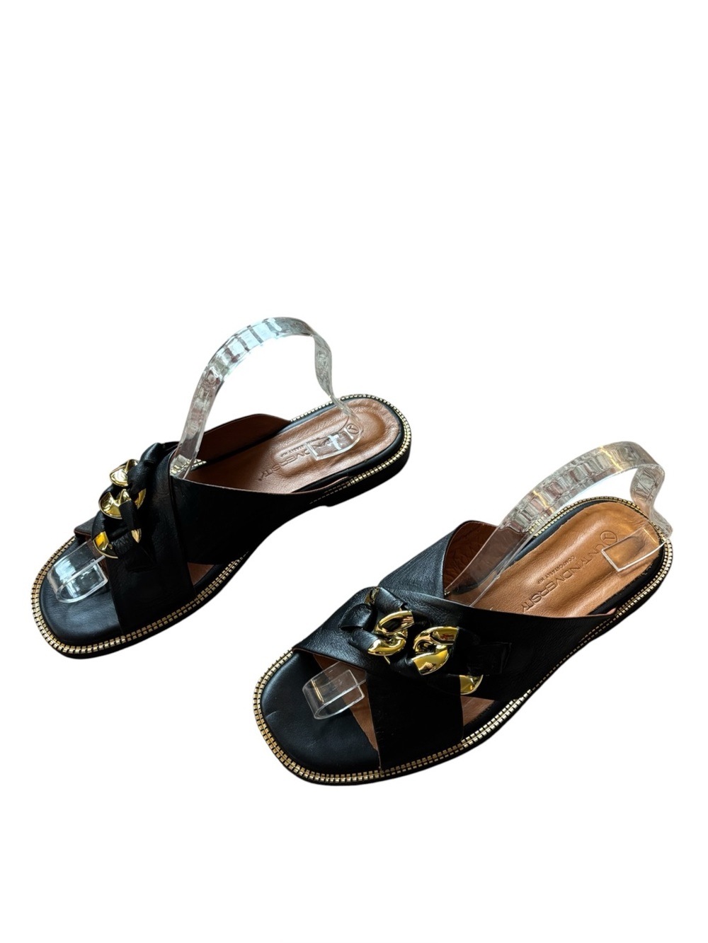 Unity in Diversity Talia black leather slide gold metal travel 40